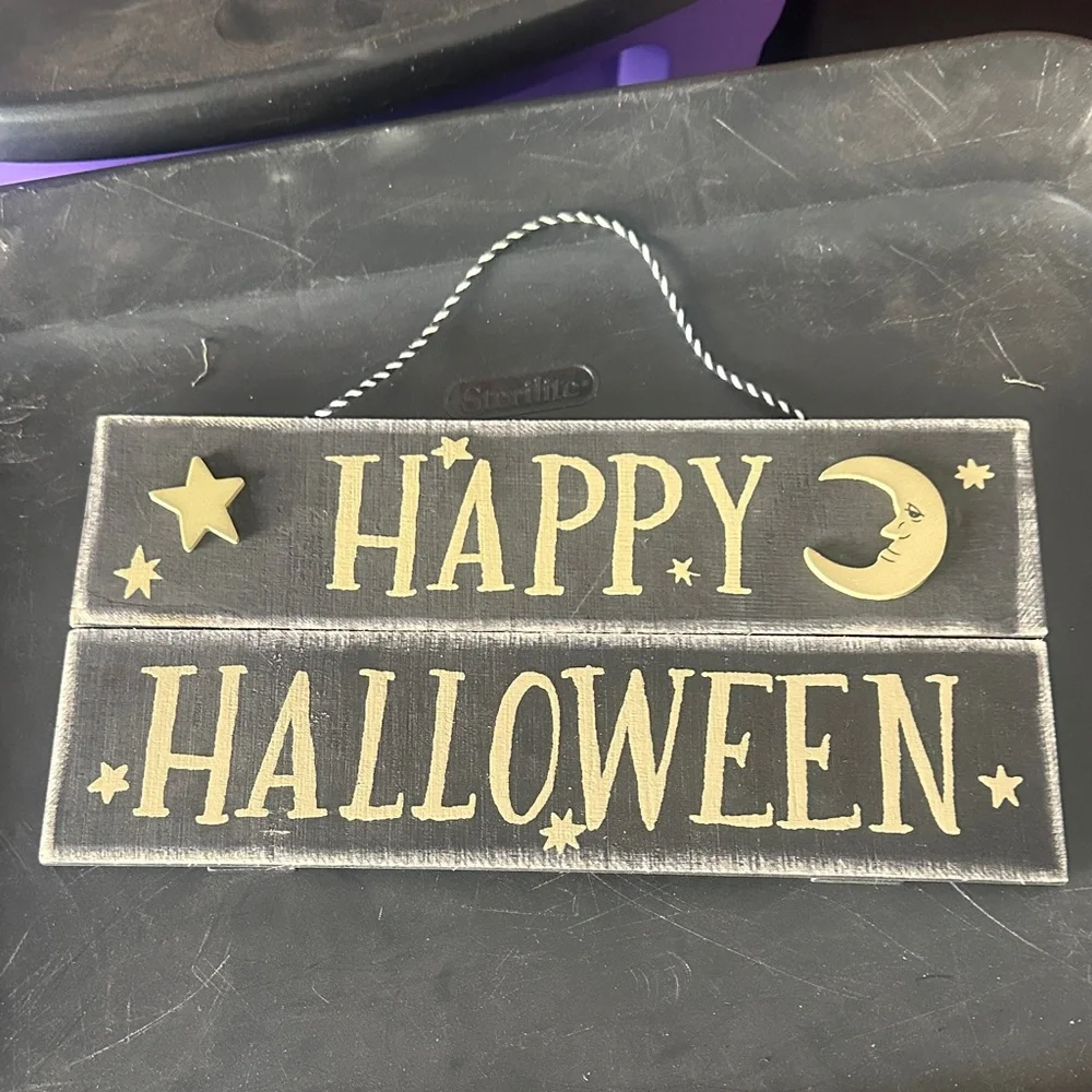 Target Black and Gold Halloween Sign